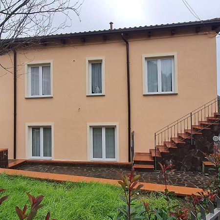 Wayne'S House, A Short Walk To The Waterfalls Bagnone ภายนอก รูปภาพ